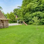 4 Bedroom Cozy In *