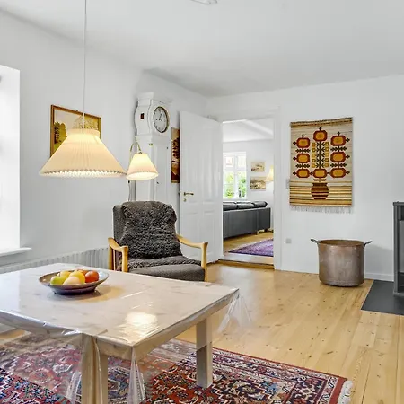 4 Bedroom Cozy In *